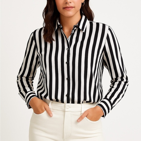 Denim & Flower Tops - Denim and Flower Navy & White Striped Poplin Button down Shirt blouse